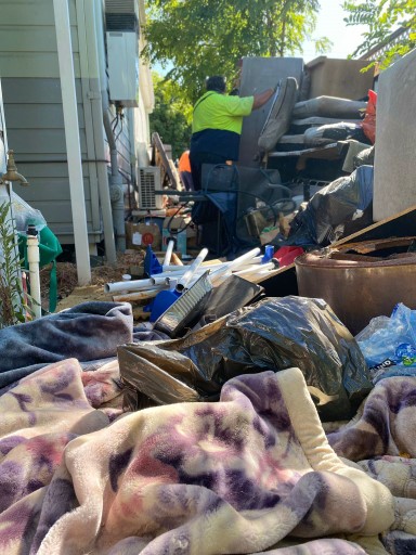 Junk_and_rubbish_piled_up_in_Perth__being_removed_by_Swann_Rubbish_Removal